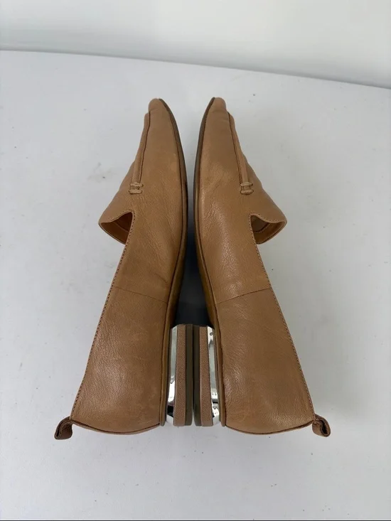 👗 Franco Sarto Susie Tan Leather Pointed Toe Loafers w silver detail heels - Picture 6 of 8